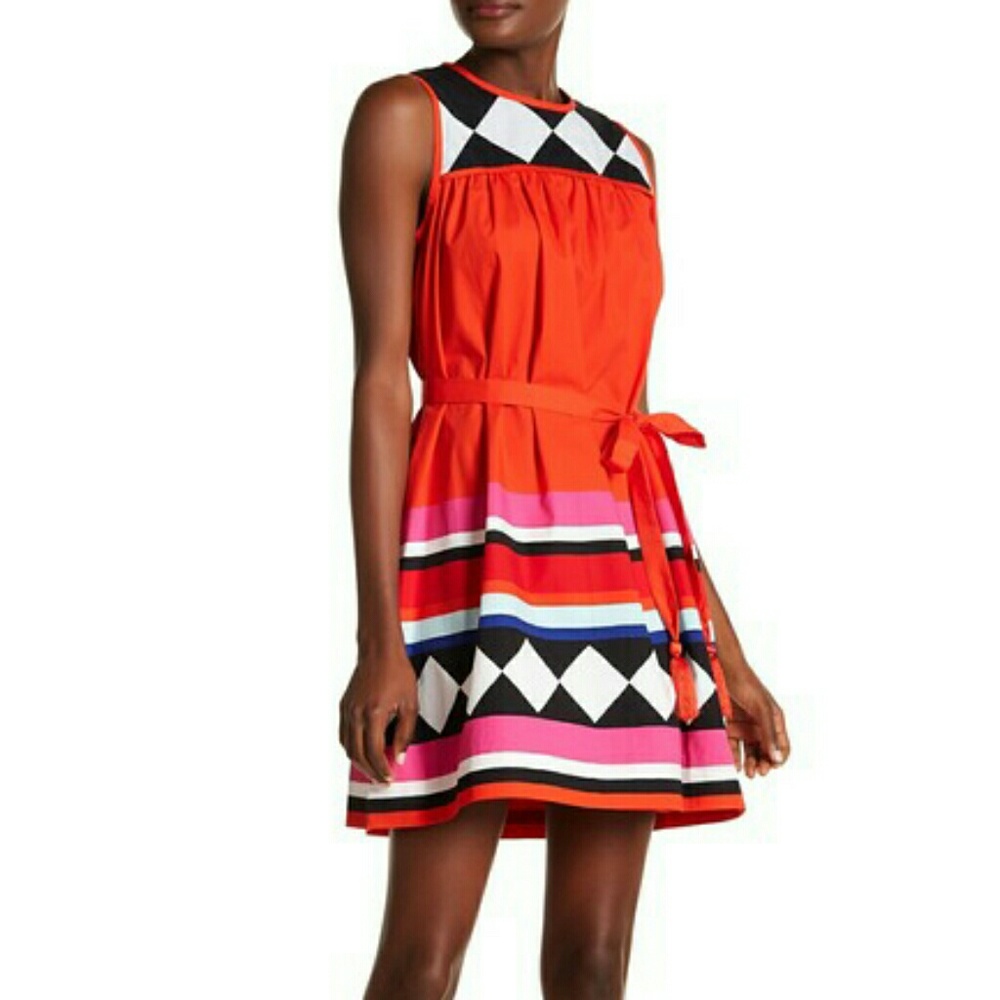 NWOT Haute stuff geometric border swing dress